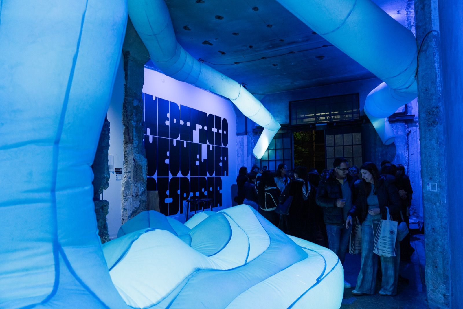Fotografías para instalación artística: Casa FOA — foto 1