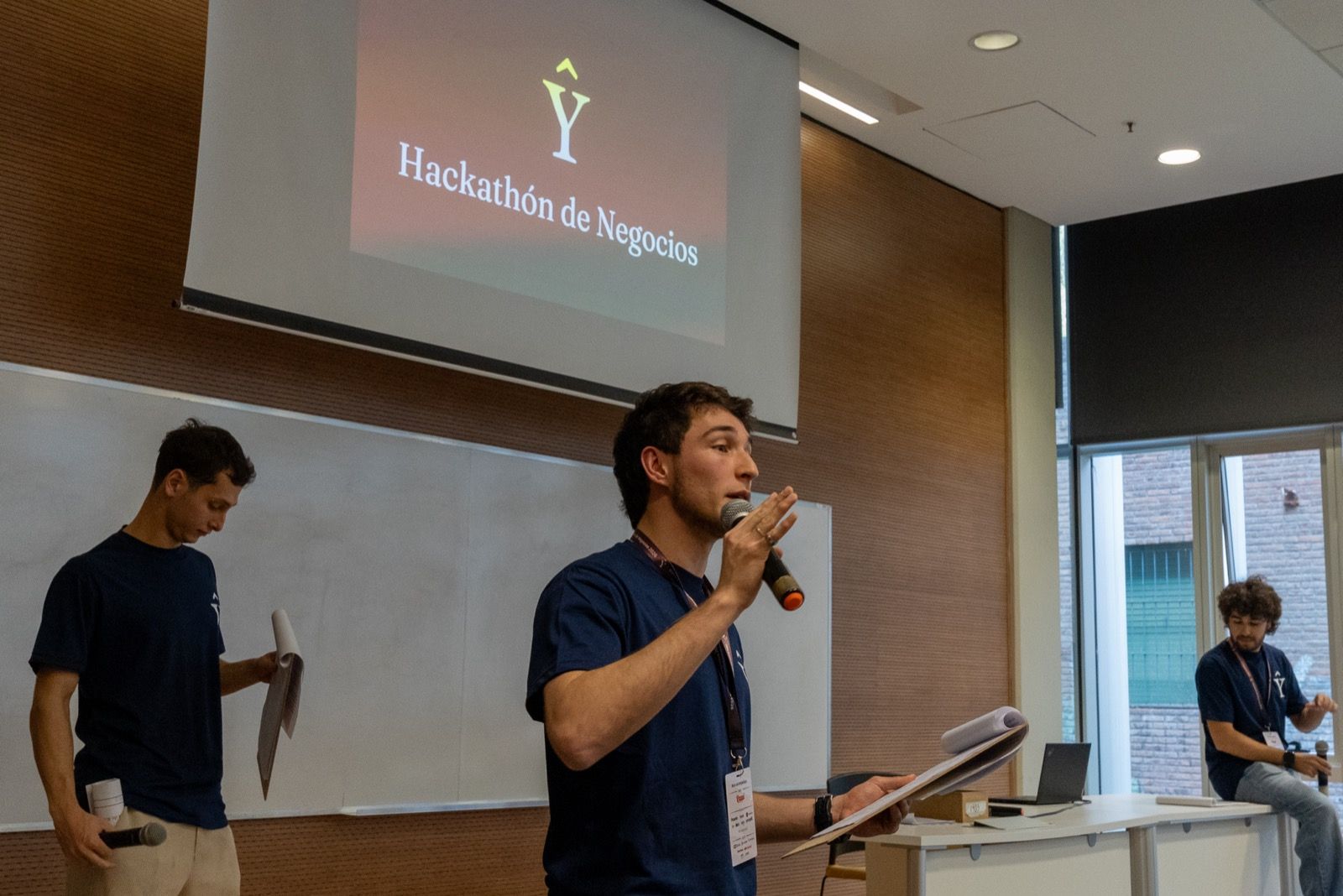 Fotografía de evento: Hackathon YHAT — foto 3