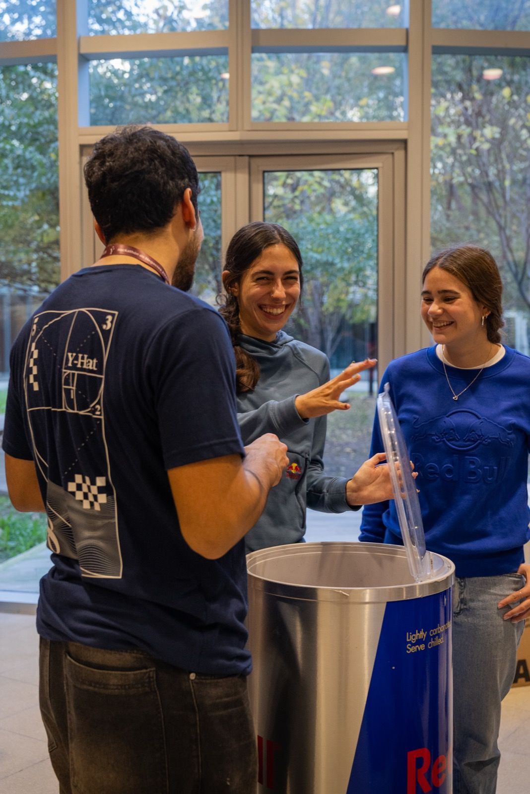 Fotografía de evento: Hackathon YHAT — foto 14